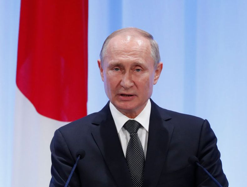 Путин поздрави жените за 8 март