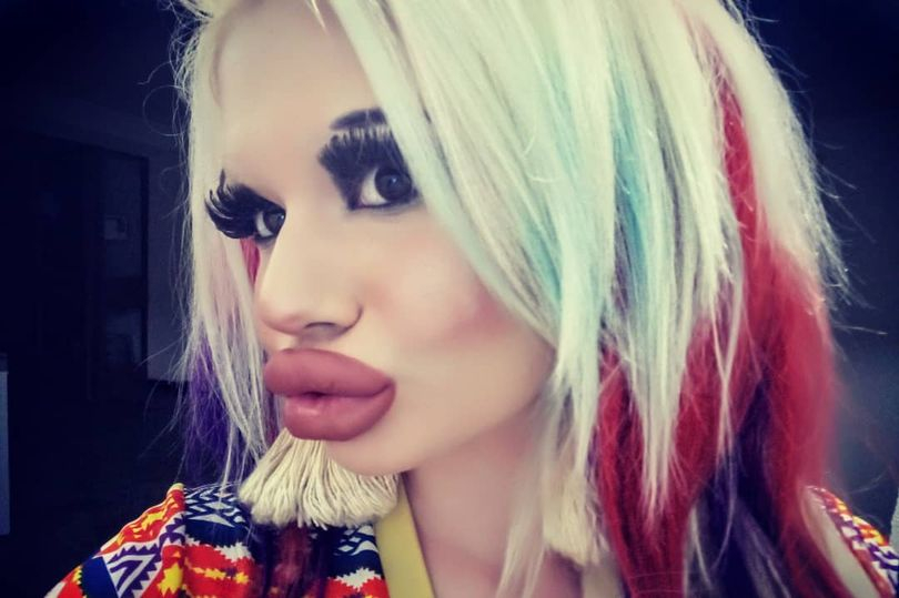 Daily Star: Българката с най-големите джуки в света е замислила нещо шокиращо! СНИМКИ
