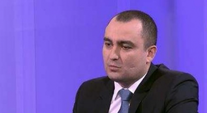 Депутат обясни от къде се наливат пари в индустрията 
