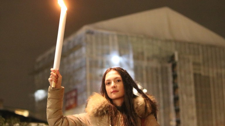 Подробности за живота на 16-годишната Изабела, която надцака Грета Тунберг