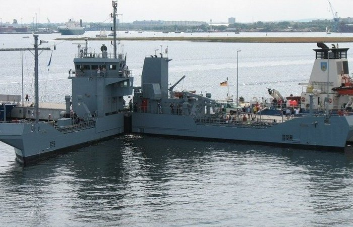 Вижте защо немски кораб се сгъва като ножица под ъгъл 65 градуса ВИДЕО