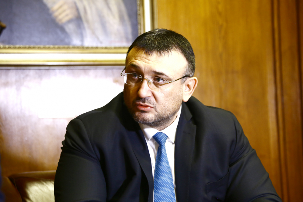 Министър Маринов пред БЛИЦ TV за знаковите арести на годината и Сретен Йосич! ВИДЕО