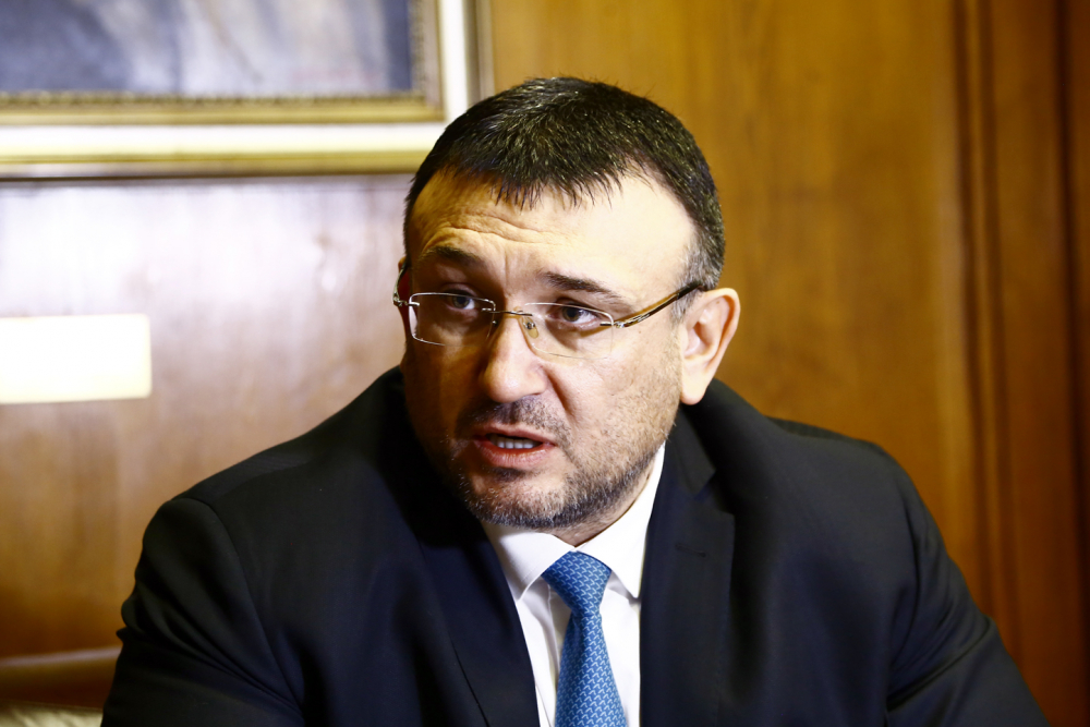 Младен Маринов: Вече не сме в здравна криза, а в здравна катастрофа