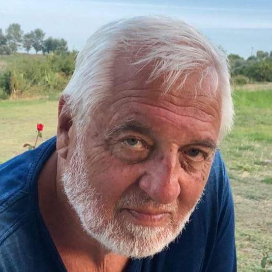 Д-р Любомир Канов с мрачна прогноза: Иде свят на безполови същества със зелена кръв, прославящи Св.Грета