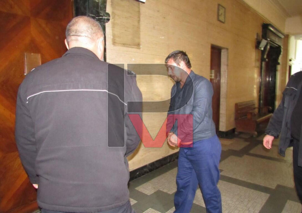 Джигитът, убил бебе в ужасяваща катастрофа в Русе, рони сълзи в съда, но... ВИДЕО 