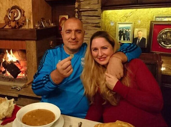 Борисов показа уникална СНИМКА с внучетата