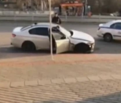 В тази СНИМКА е събрано цялото безумие по пътищата в България