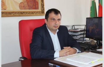 ВАС: Кметът на Септември е в конфликт на интереси     