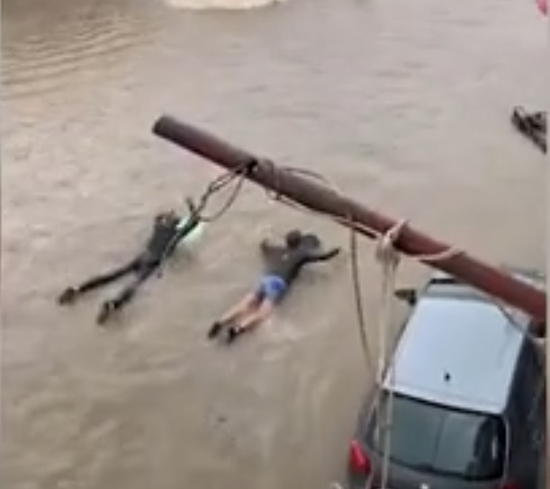 Ето така някои се забавляват от наводненията в Израел ВИДЕО