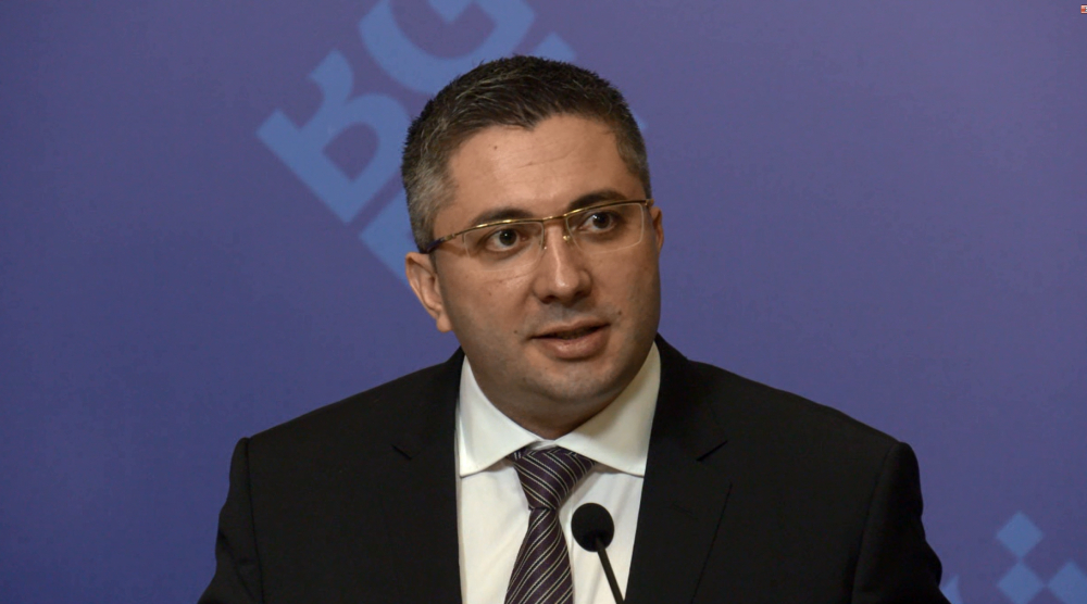 Николай Нанков вече е сгоден