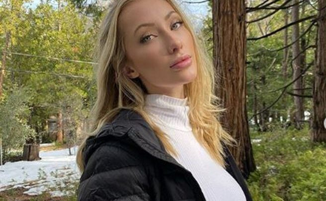 Моделка събра с голото си тяло $ 700 000 за борба с пожарите в Австралия СНИМКИ 18+