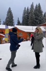 Блондинка стана център на внимание на пистата в Пампорово заради влюбен македонец и... СНИМКИ 