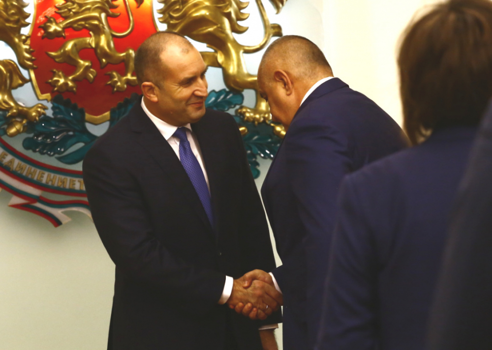 Борисов, Радев и Нинова рамо до рамо СНИМКИ