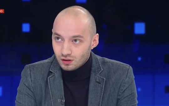 Политолози с лоши новини за бъдещето на задържания екоминистър