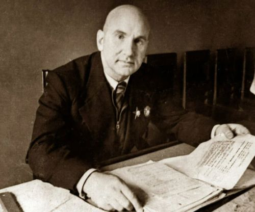 Уникалното упражнение на акад. Микулин срещу тромби и инсулт ИЛЮСТРАЦИЯ 