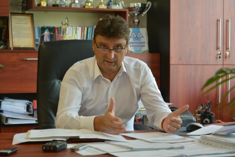 ВиК шефовете от Видин и Монтана се къпят в пари, вижте колко са богати