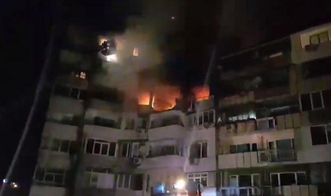 Първа версия за страшната експлозия, разтърсила варненски блок ВИДЕО