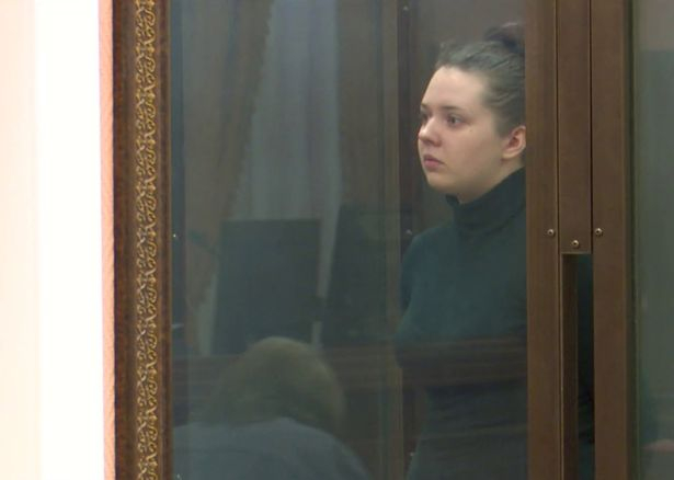 Майка купонясва цяла седмица, а малко ѝ момиченце умря от глад