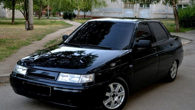 Фурия: Lada 2110 с 1400 конски сили ускорява от 0 до 100 за 2 секунди СНИМКИ