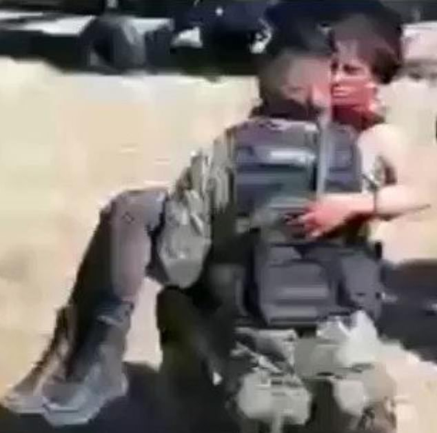Известна секси килърка умря в агония след престрелка с полицията ВИДЕО 18+