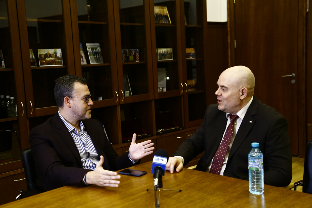 Гешев ексклузивно пред БЛИЦ TV: Мафия в България няма! Срамота е да не си оправим държавата, която е по-малка от Ню Йорк!