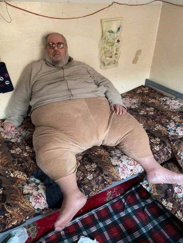 Спипаха главатар на ИДИЛ, който е толкова дебел, че го возят в... СНИМКИ