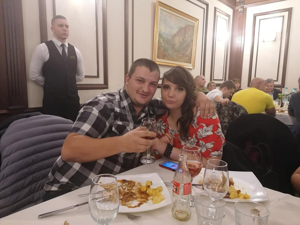 Само в БЛИЦ! Радо изпрати SMS за последно "сбогом" на приятелката си и... СНИМКИ