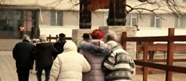 Жестокост: Бой, унижения и псувни в дом за възрастни в Пловдив ВИДЕО