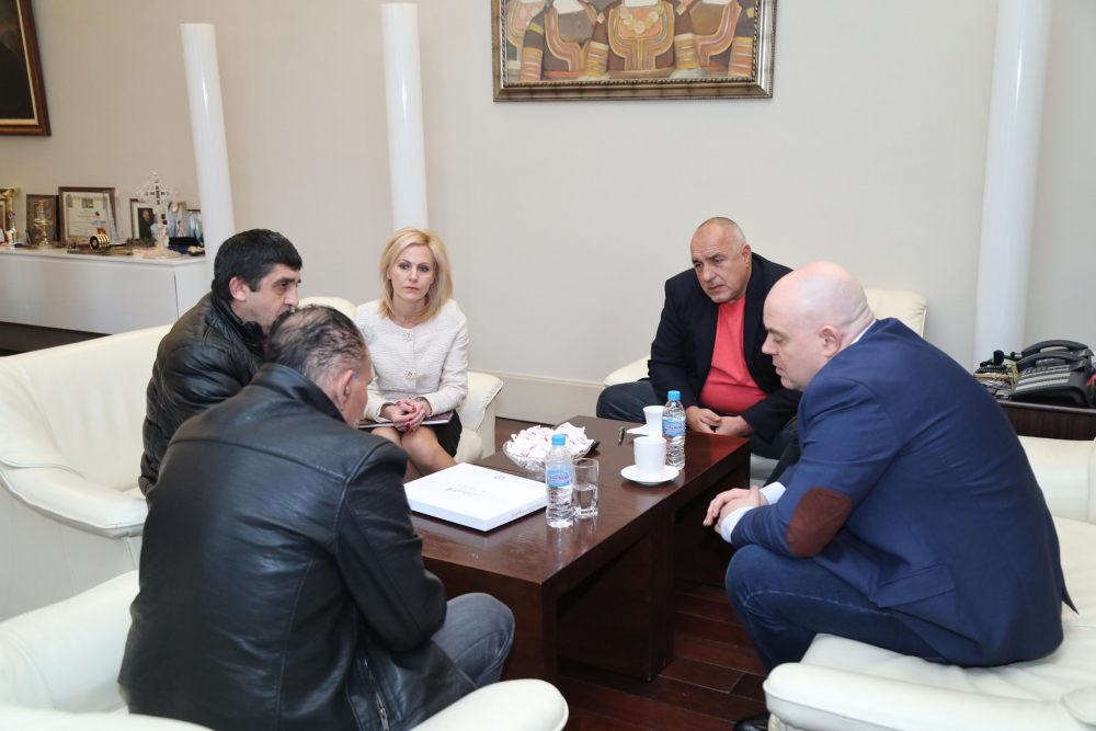 Борисов с тежки думи след срещата с бащата на брутално закланата Андрея СНИМКИ