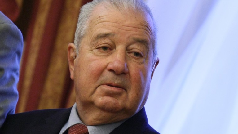 Ето кога и къде се прощаваме с академик Благоевест Сендов