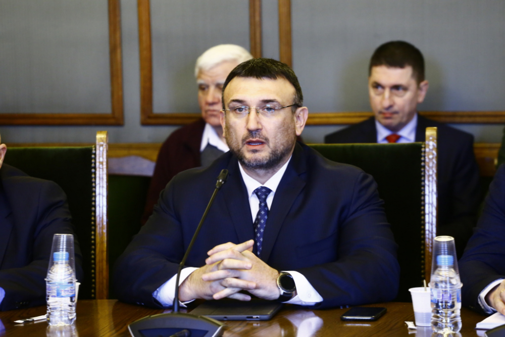 Министър Маринов с коментар за акцията в Комисията по хазарта