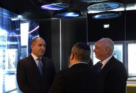Румен Радев: В Израел превръщат пустинята в градина, а в България е обратното
