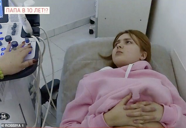 13-годишната Даша забременя, посочи за татко 10-годишния Иван ВИДЕО