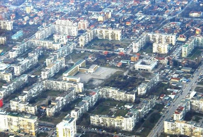 Обречени ли са панелките, експерти казаха тежката си дума