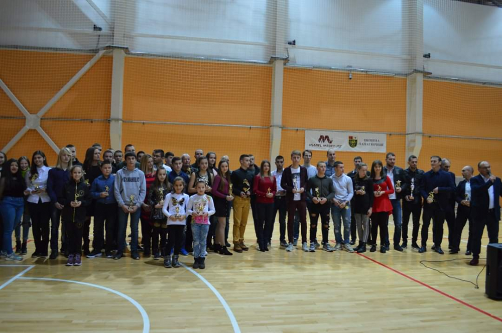 Отличиха най-добрите спортисти на Панагюрище