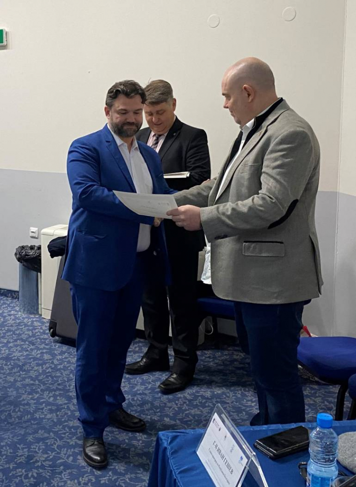 Главният прокурор Иван Гешев връчи сертификати на прокурори и следователи СНИМКИ