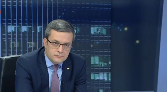 Тома Биков: Политическата криза няма да реши проблемите на Перник