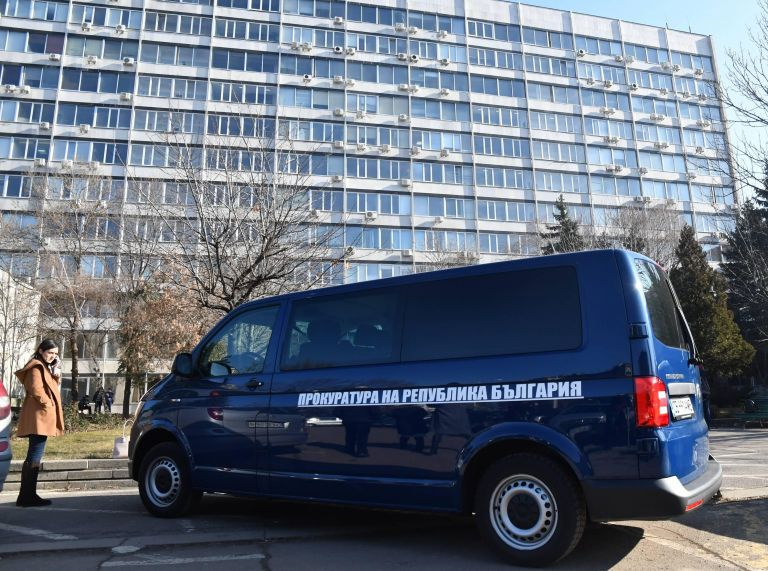 Първо в БЛИЦ: Има арестувани в Държавната комисия по хазарта