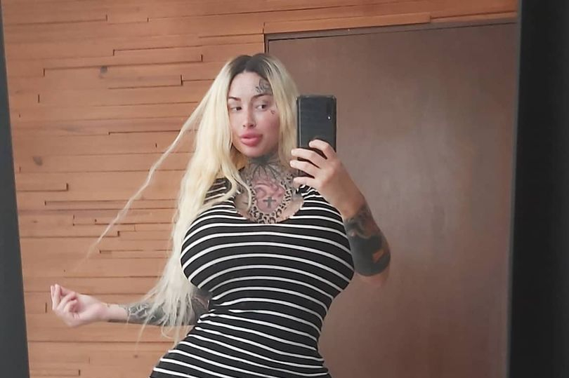 Жената, която иска „най-дебелата вагина на света“ сподели култови СНИМКИ 18+