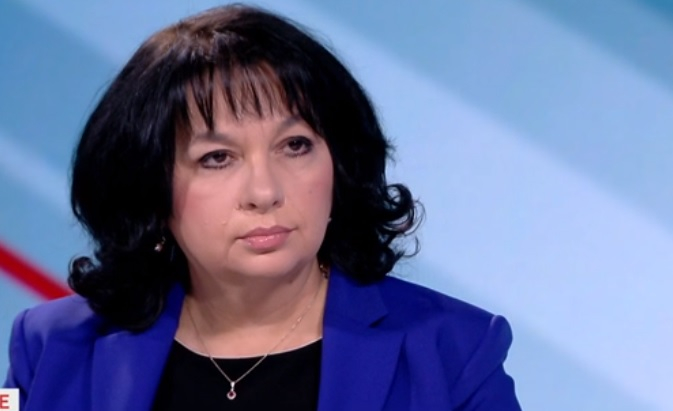 Теменужка Петкова за хода на Радев със снемането на доверието: Евтин пиар