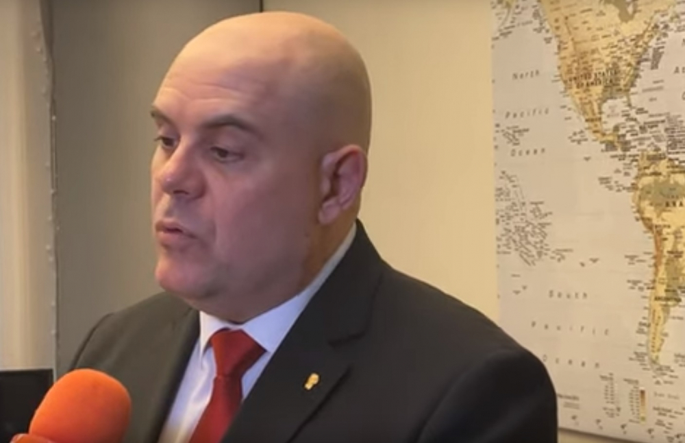 Гешев: Единствената война, която води прокуратурата, е войната с престъпността