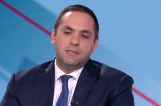 Емил Караниколов: Конституцията не позволява на Радев да сваля доверието от правителството