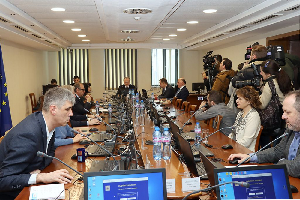 Съдийската колегия иска информация от САЩ за санкцията срещу Андон Миталов
