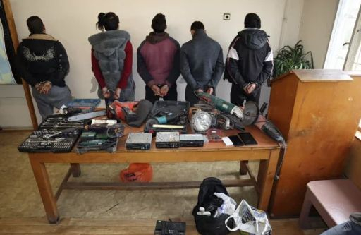 От прокуратурата с горещи подробности за циганката в червено и бандата ѝ 