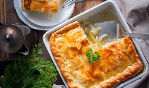 Рецепта на деня: Баница с картофи и лук