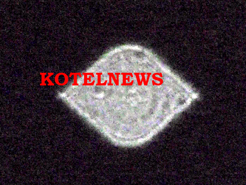 Всички се чудят какво е това в небето над Котел ВИДЕО