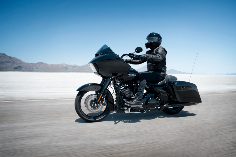 Harley-Davidson и Triumph – класика в мотоциклетния жанр  