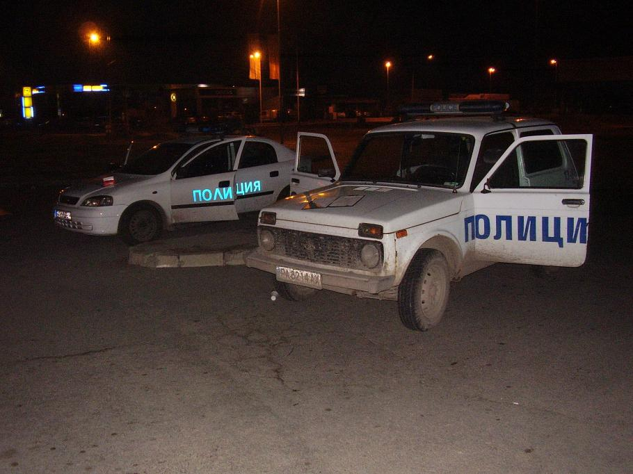 Екшън: Пиян с кола бяга от полицаи, финтира ги, но после стана страшно