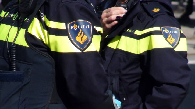 Два взрива в пощенска станция в Амстердам