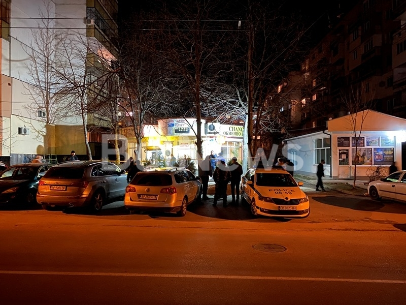 Извънредно! Въоръжен обир и във Враца, брутално ВИДЕО от атаката